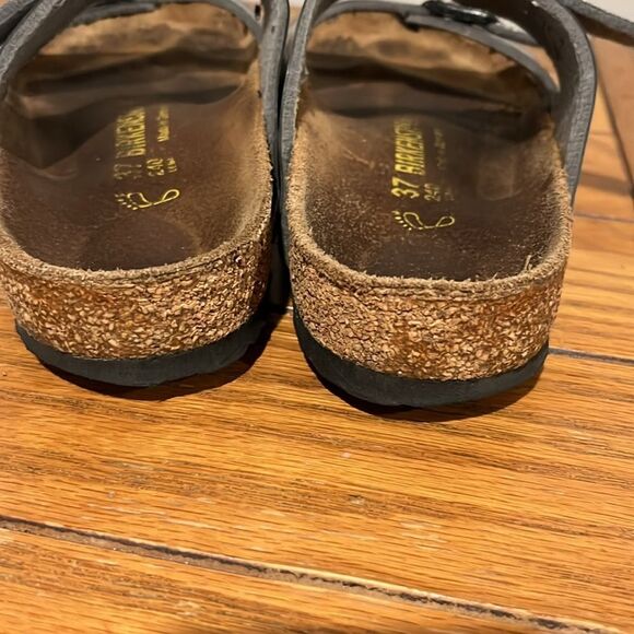 Birkenstock Gray Arizona Sandals Size 37 (W-6-6.5) - Picture 5 of 8